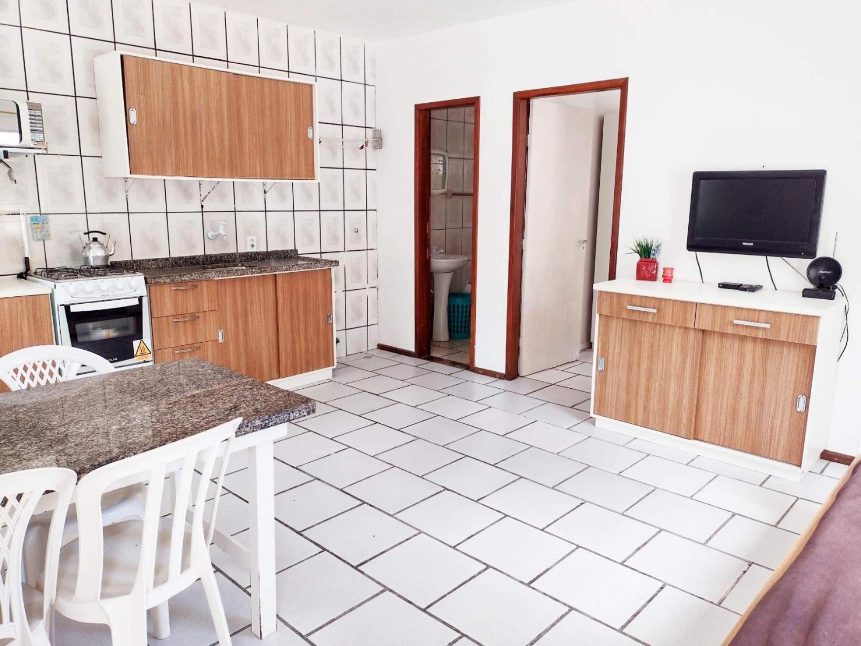 Residencial Lilly - Aptos De 1 E 2 Dorm. Флорианополис Экстерьер фото