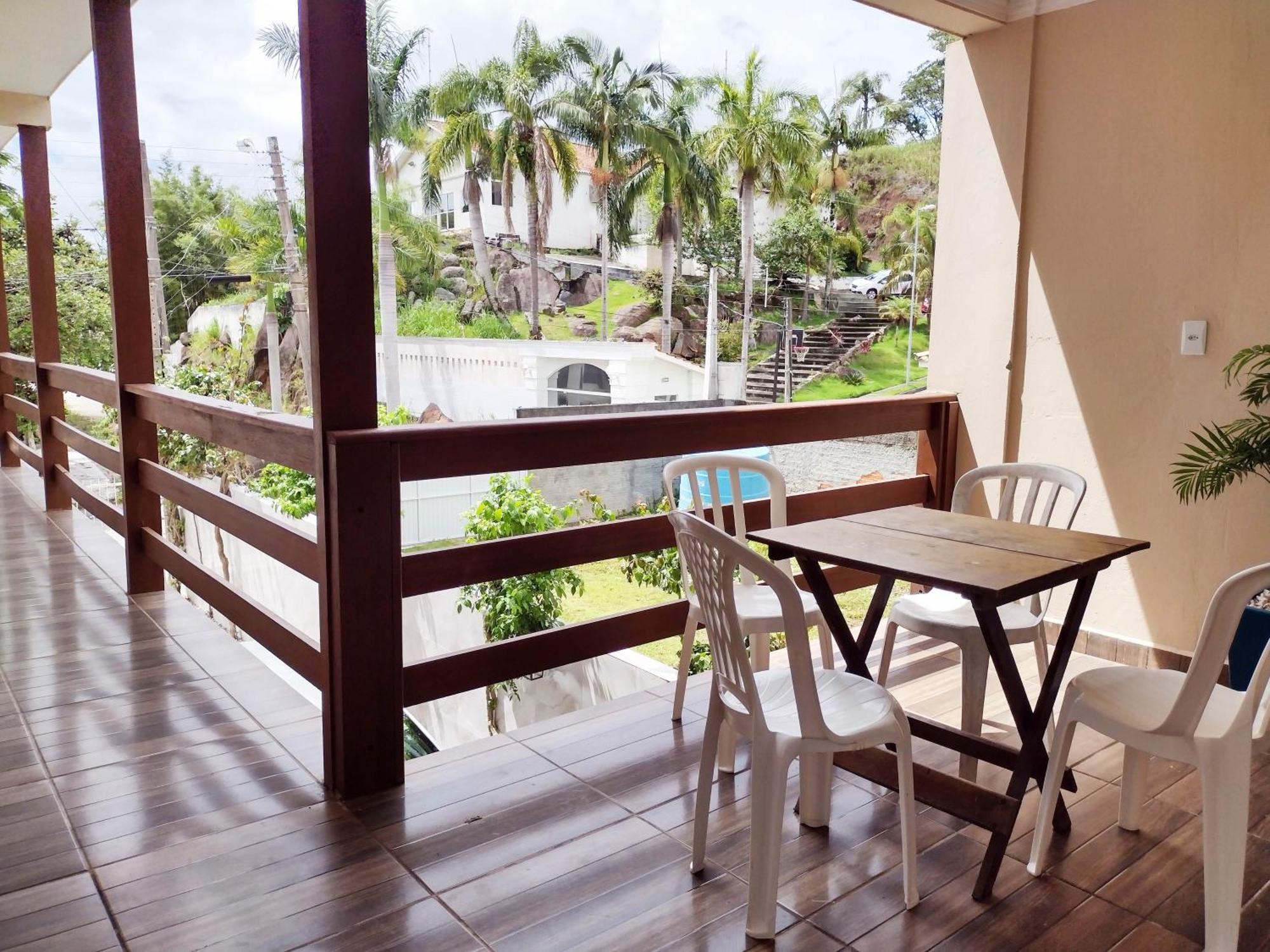 Residencial Lilly - Aptos De 1 E 2 Dorm. Флорианополис Экстерьер фото
